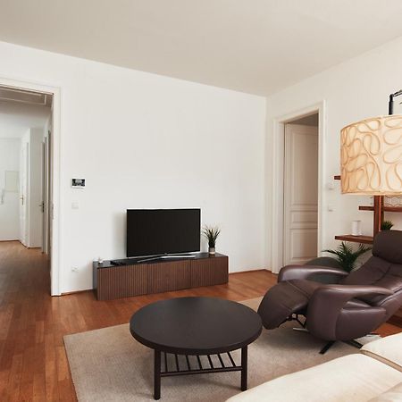 Stylish Designer Apartment At The Center Of Vienna Naschmarkt Exteriör bild