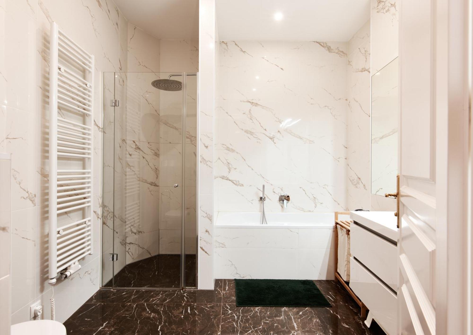 Stylish Designer Apartment At The Center Of Vienna Naschmarkt Exteriör bild